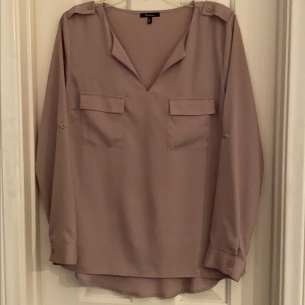 Momteau silk like blouse